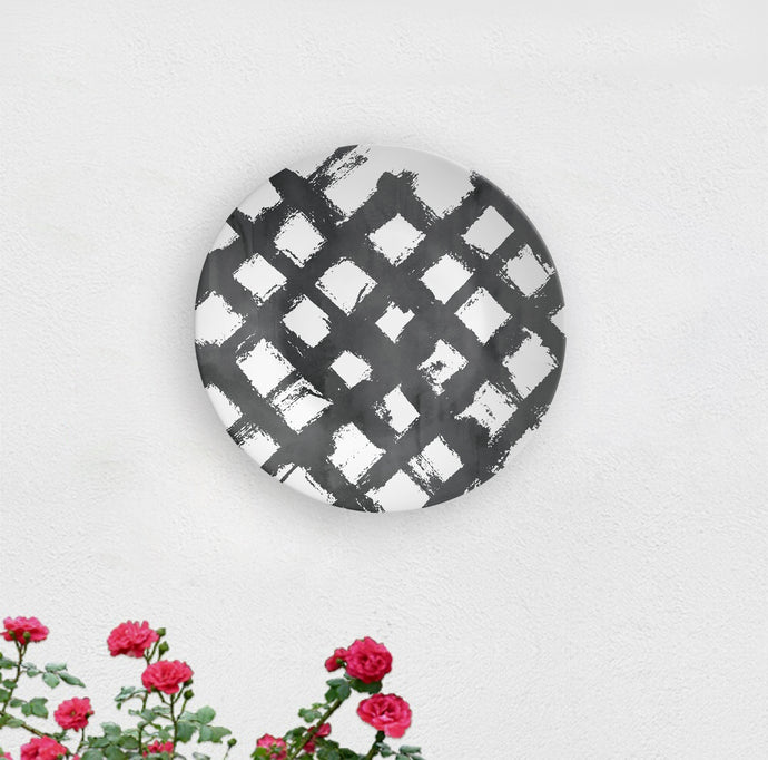 Black Scribble Crossline Decorative Wall Plate